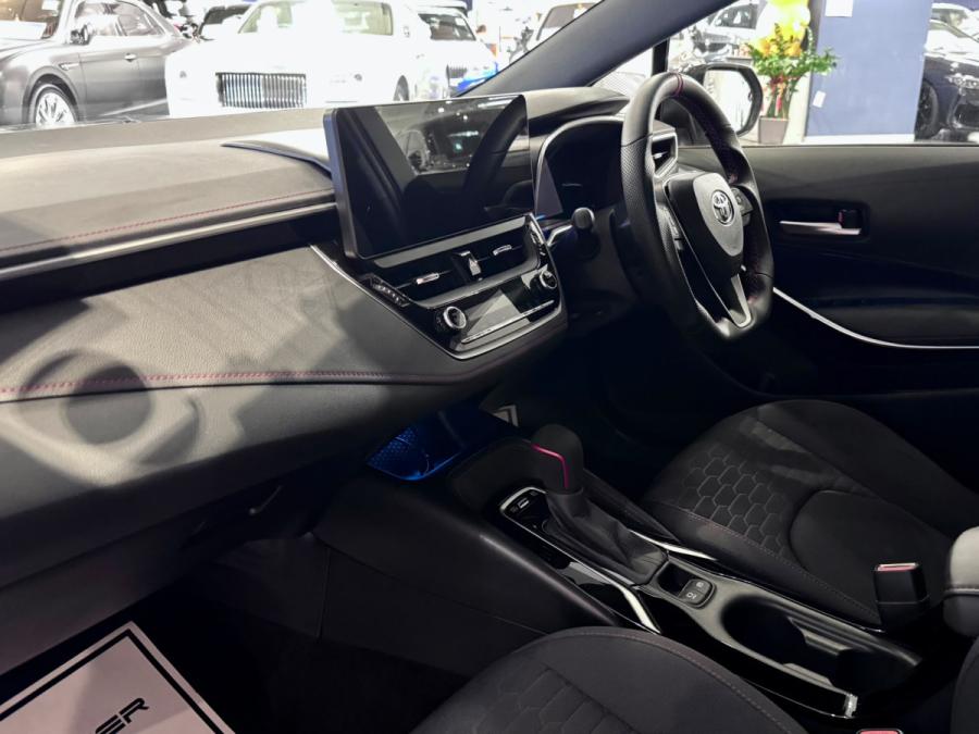 COROLLA SPORT HYBRID - Image 5